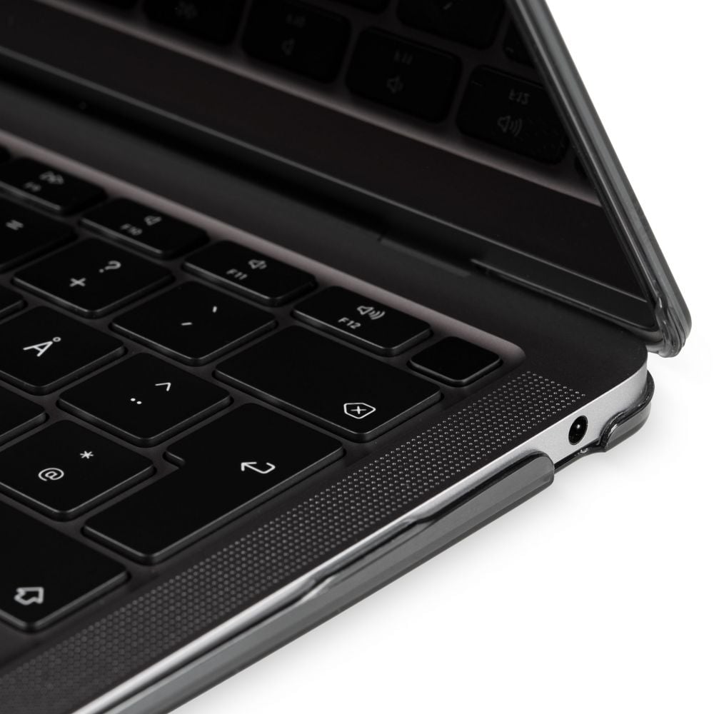 Carcasa de protectie pentru MacBook Air 13-inch A1932, A2179, A2337 - Negru Transparent Lucios