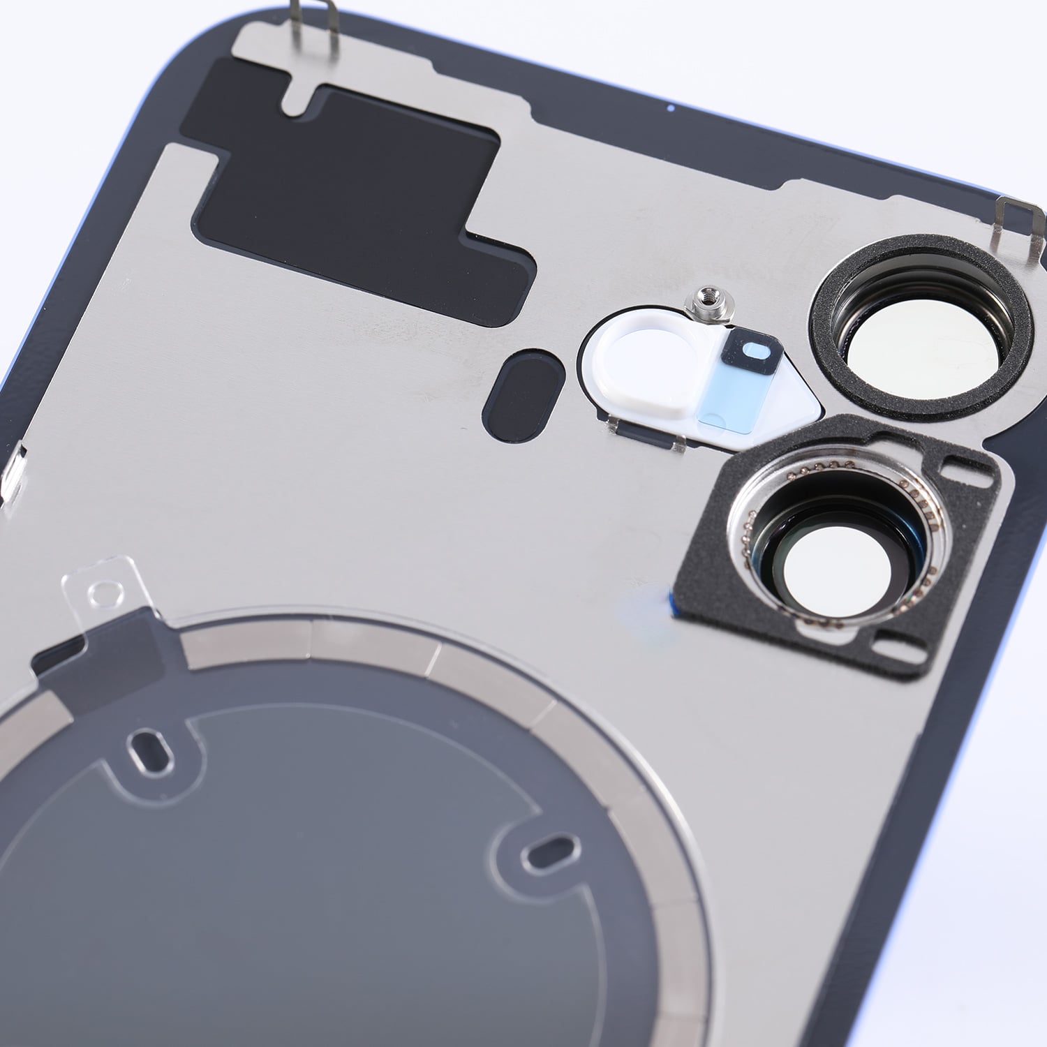 Capac spate sticla iPhone 16 cu magnet, fara NFC, culoare Ultramarine