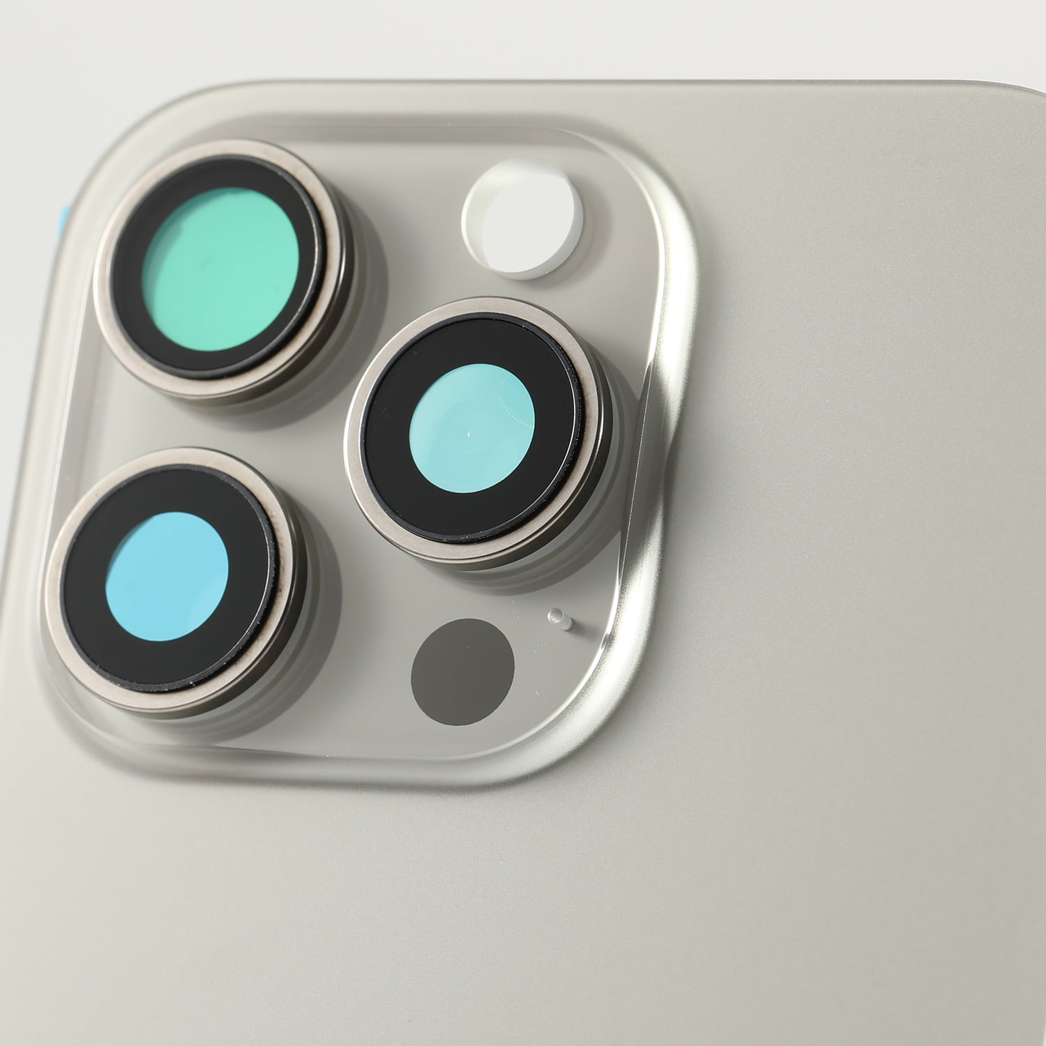 Capac spate sticla iPhone 16 Pro cu magnet, fara NFC, culoare Natural Titanium